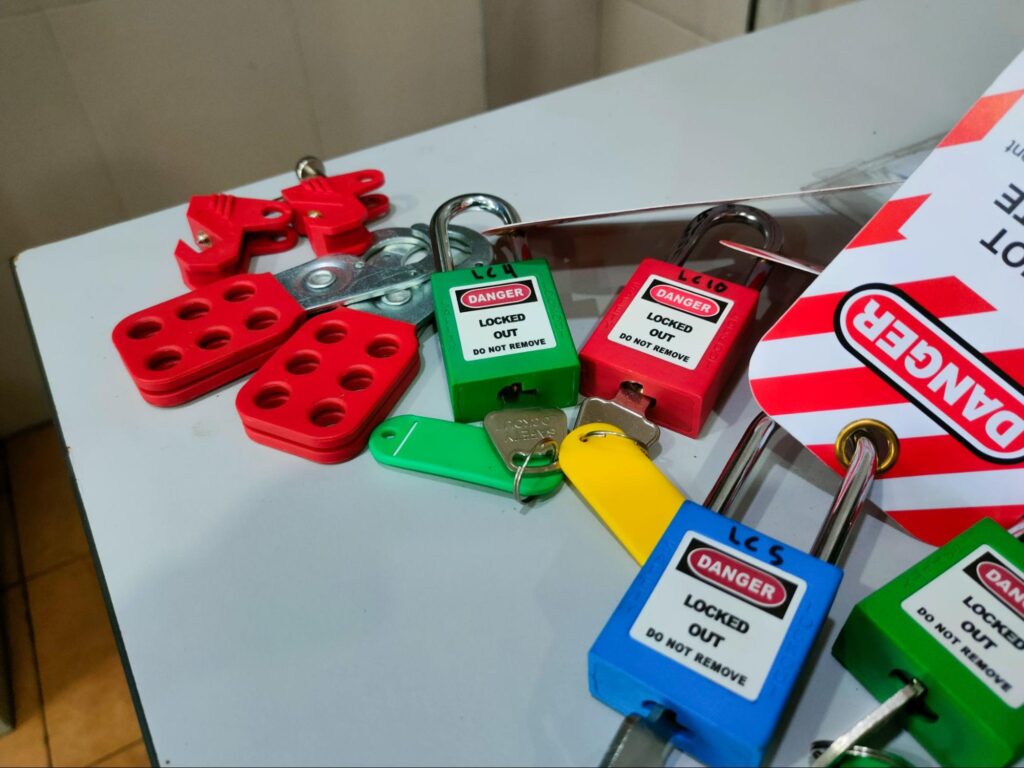 กุญแจนิรภัย